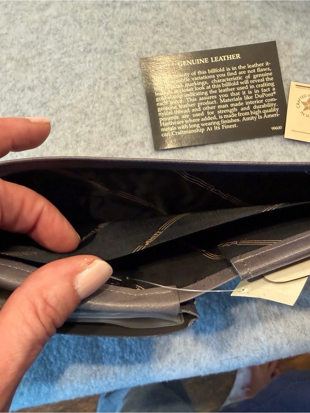 Amity Vintage Mustang Leather Bi-Fold Men's Wallet Gray New In Box Made In USA
